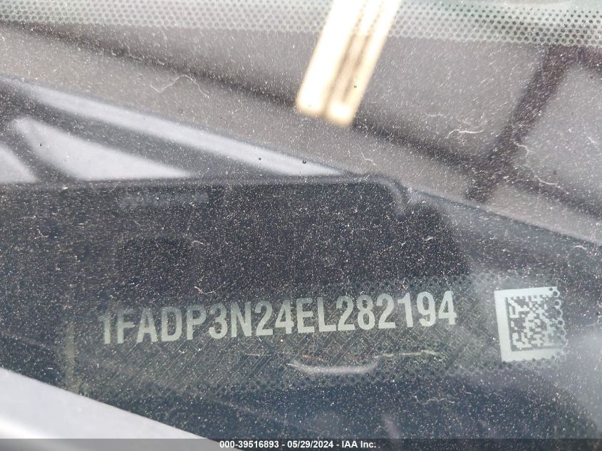 2014 Ford Focus Titanium VIN: 1FADP3N24EL282194 Lot: 39516893