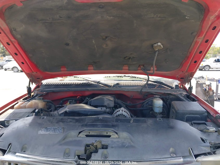 2000 Chevrolet Silverado 1500 Ls VIN: 1GCEC19T7YZ117310 Lot: 39516914