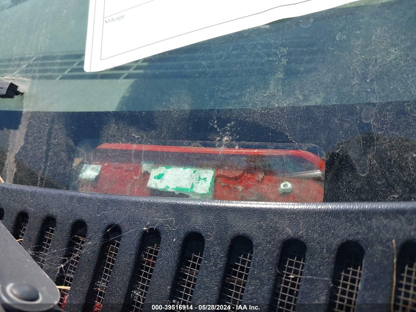 2000 Chevrolet Silverado 1500 Ls VIN: 1GCEC19T7YZ117310 Lot: 39516914