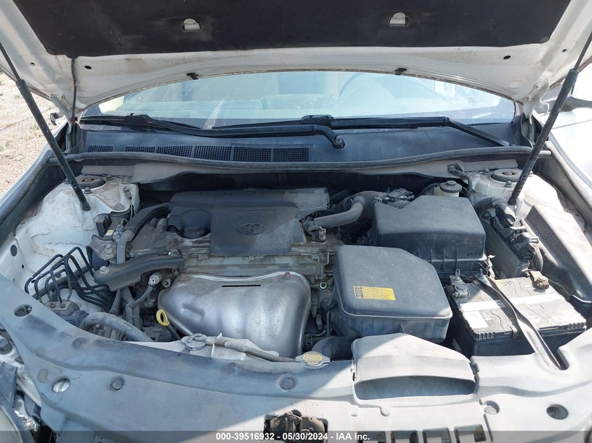 2015 Toyota Camry Le VIN: 4T4BF1FKXFR444964 Lot: 39516932