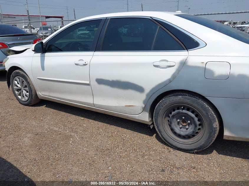 2015 Toyota Camry Le VIN: 4T4BF1FKXFR444964 Lot: 39516932