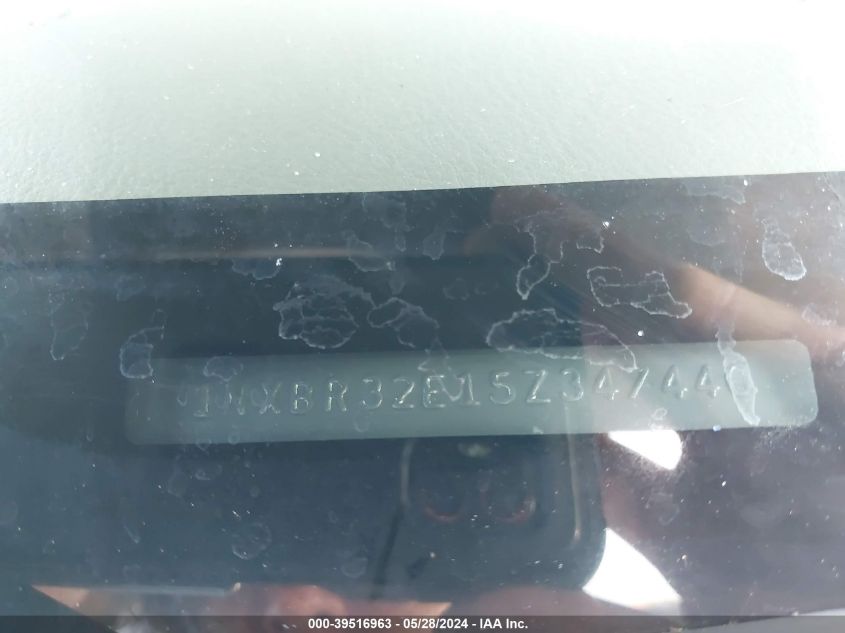 2005 Toyota Corolla Le VIN: 1NXBR32E15Z347440 Lot: 39516963