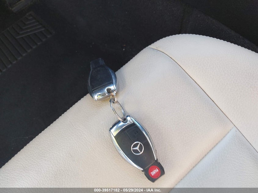 2008 Mercedes-Benz C 350 Sport VIN: WDDGF56X88F050075 Lot: 39517182