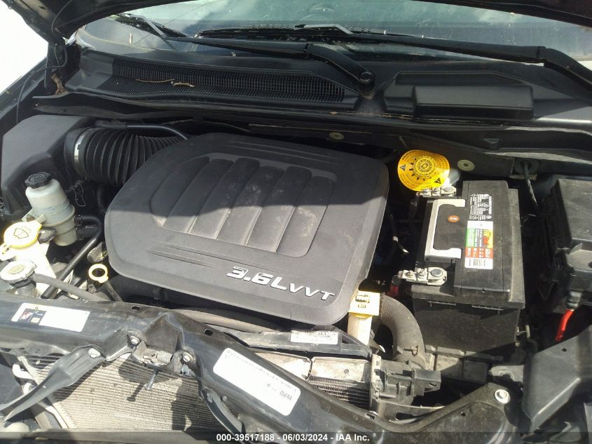 2014 Chrysler Town & Country Touring-L 30Th Anniversary VIN: 2C4RC1CG7ER256890 Lot: 39517188