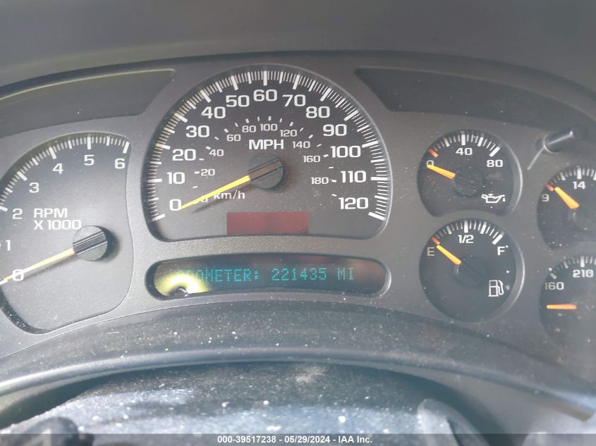 2004 Chevrolet Tahoe Ls VIN: 1GNEC13V24R131627 Lot: 39517238