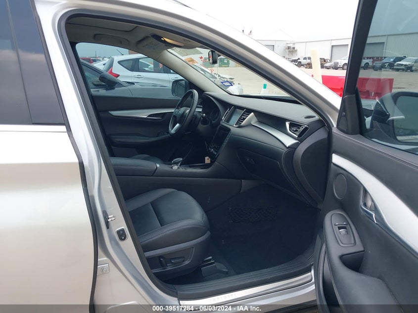 2019 Infiniti Qx50 Luxe VIN: 3PCAJ5M1XKF133404 Lot: 39517284