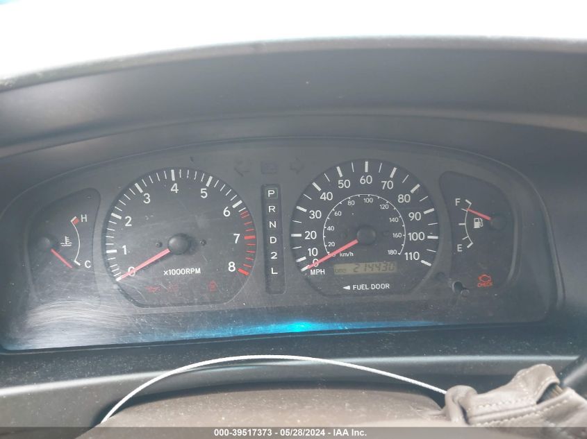 1998 Toyota Sienna Xle VIN: 4T3ZF13C2WU047584 Lot: 39517373