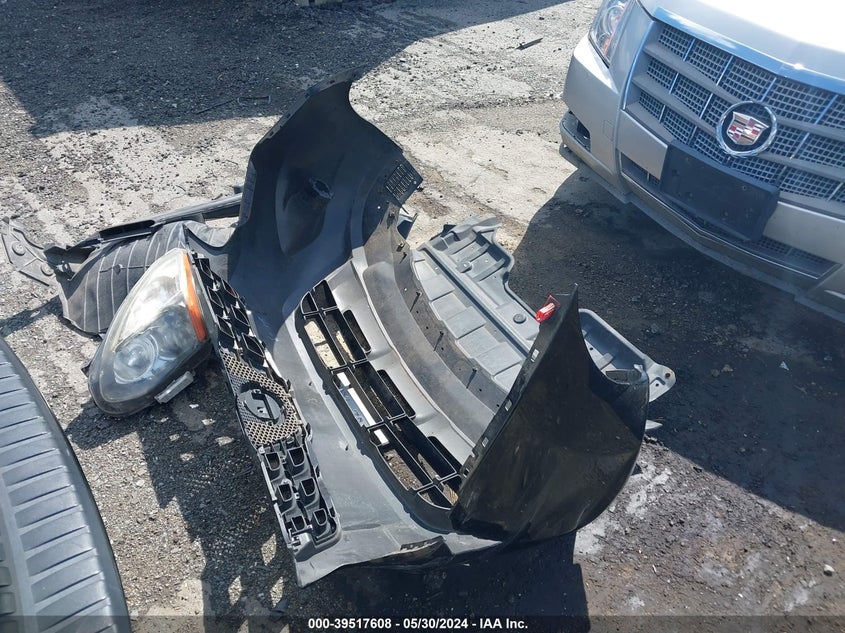 2015 Nissan Rogue Select S VIN: JN8AS5MV1FW261231 Lot: 39517608