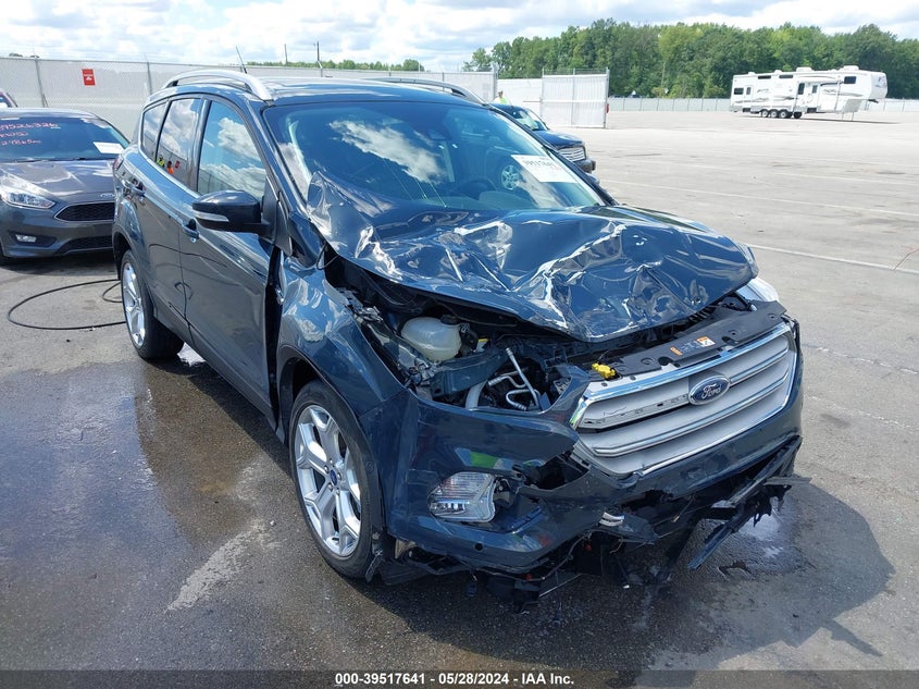 VIN 1FMCU9J93KUB64837 2019 FORD ESCAPE TITANIUM