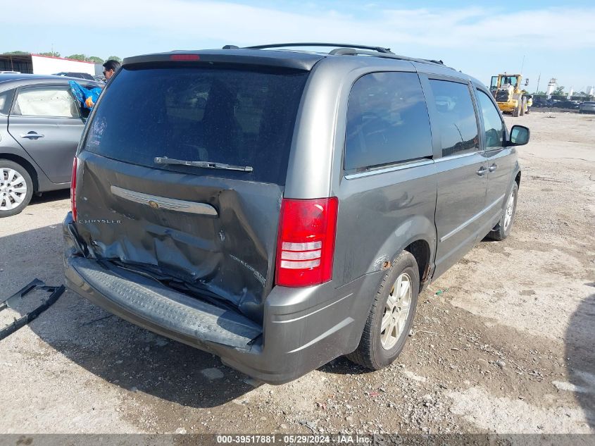 2A4RR5D18AR357800 2010 Chrysler Town & Country Touring