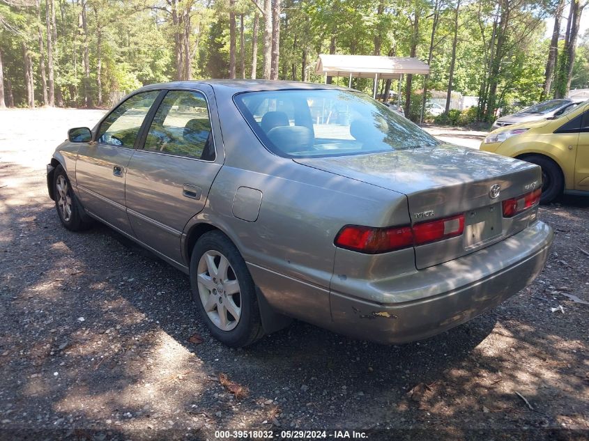 1999 Toyota Camry Le VIN: 4T1BG22K7XU571854 Lot: 39518032