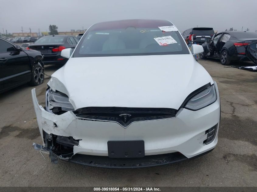 2020 Tesla Model X Performance Dual Motor All-Wheel Drive VIN: 5YJXCBE44LF262073 Lot: 39518054