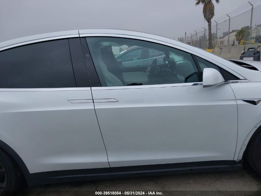 2020 Tesla Model X Performance Dual Motor All-Wheel Drive VIN: 5YJXCBE44LF262073 Lot: 39518054