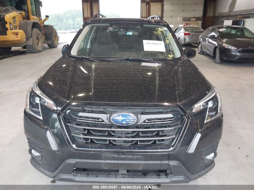 2022 Subaru Forester Premium VIN: JF2SKADC4NH463086 Lot: 39518057