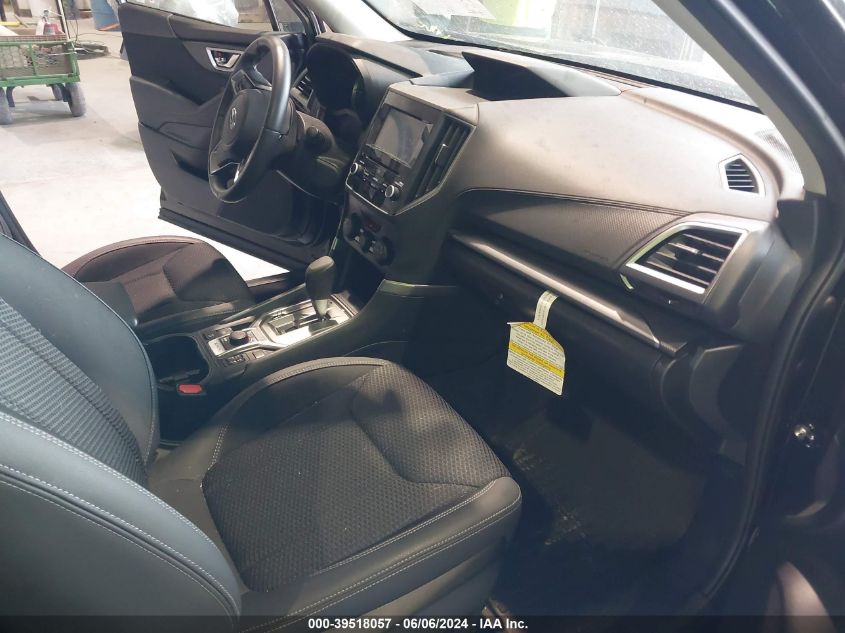 2022 Subaru Forester Premium VIN: JF2SKADC4NH463086 Lot: 39518057