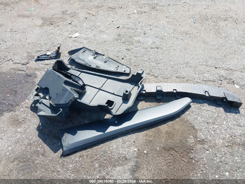 2020 Toyota C-Hr Xle VIN: NMTKHMBX3LR106588 Lot: 39518060