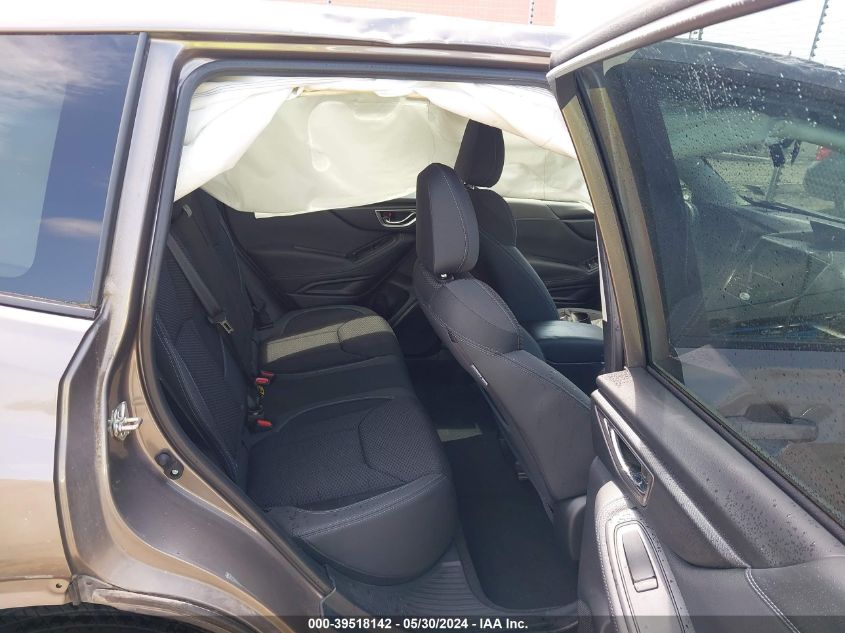 2022 Subaru Forester Premium VIN: JF2SKADC4NH410033 Lot: 39518142