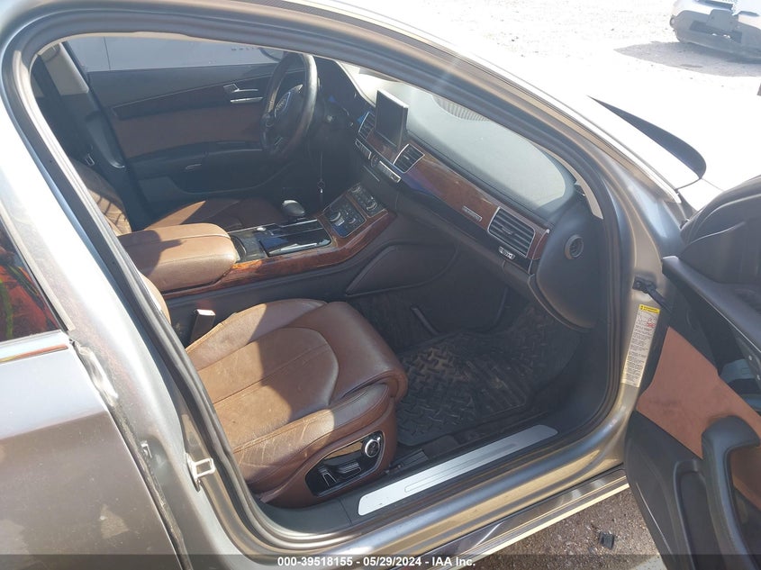 2013 Audi A8 L 3.0L VIN: WAURGAFD2DN000560 Lot: 39518155