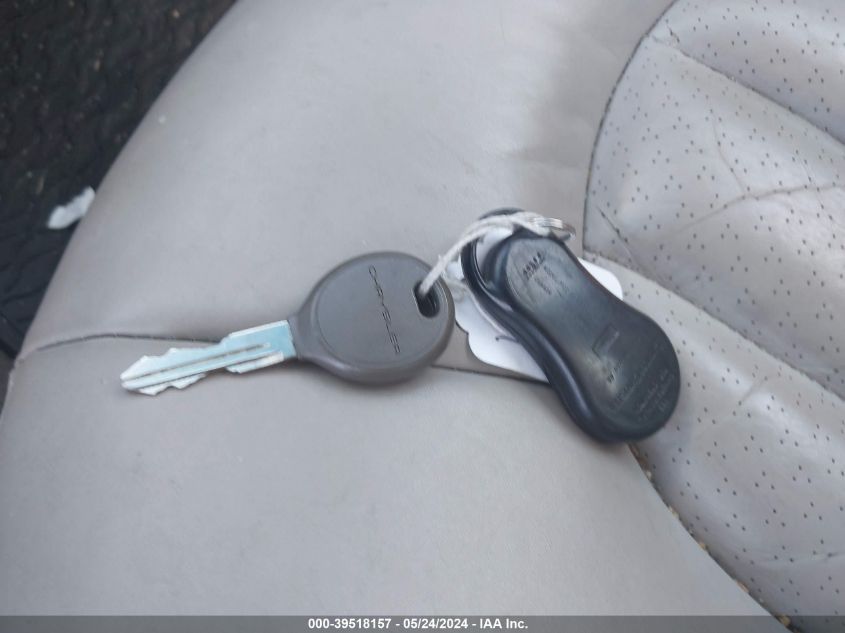 2001 Chrysler 300M VIN: 2C3AE66G11H580017 Lot: 39518157