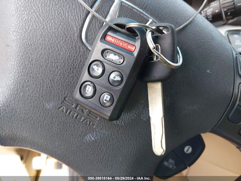 2010 Honda Odyssey Touring VIN: 5FNRL3H90AB055702 Lot: 39518164