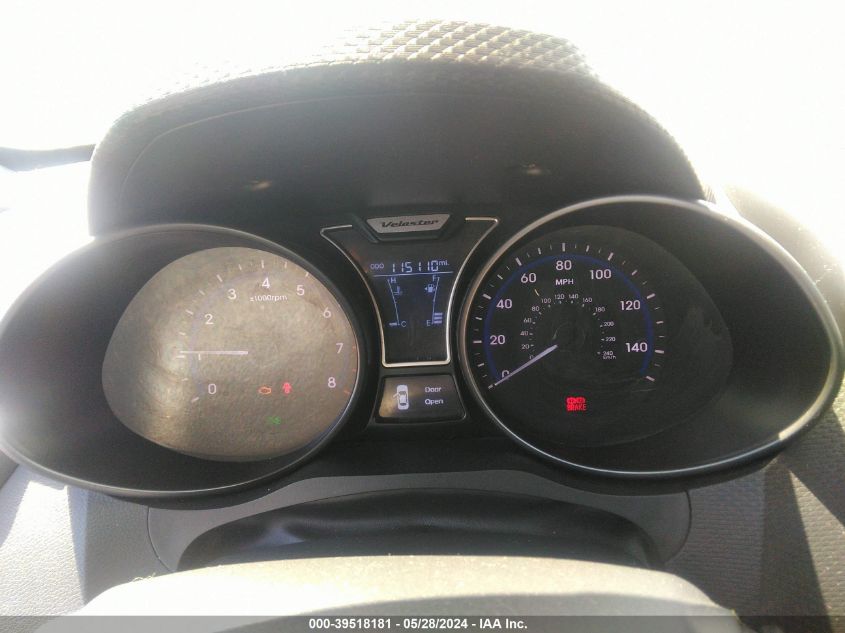 2015 Hyundai Veloster Turbo VIN: KMHTC6AE6FU223352 Lot: 39518181