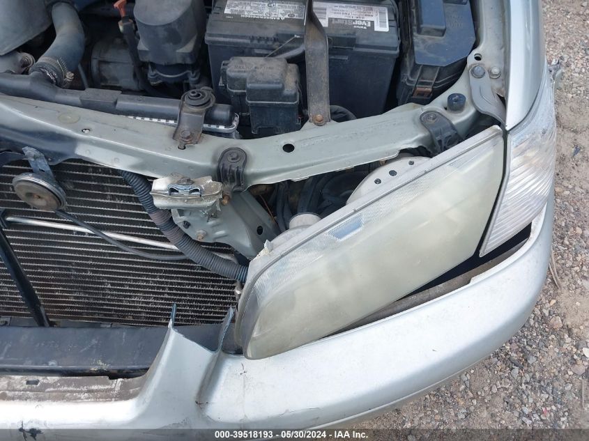 2000 Toyota Camry Le VIN: 4T1BG22K0YU001860 Lot: 39518193