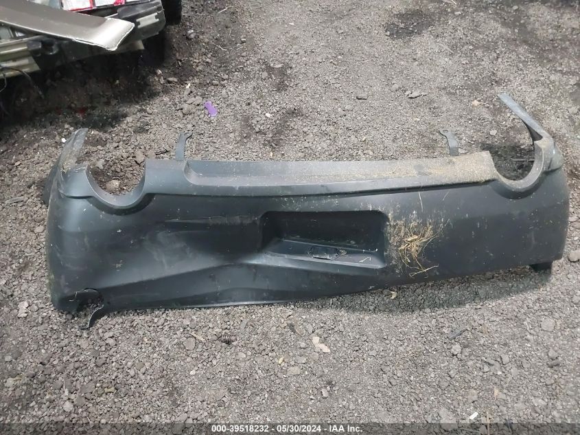 2005 Ford Mustang V6 Deluxe/V6 Premium VIN: 1ZVFT80N655137074 Lot: 39518232