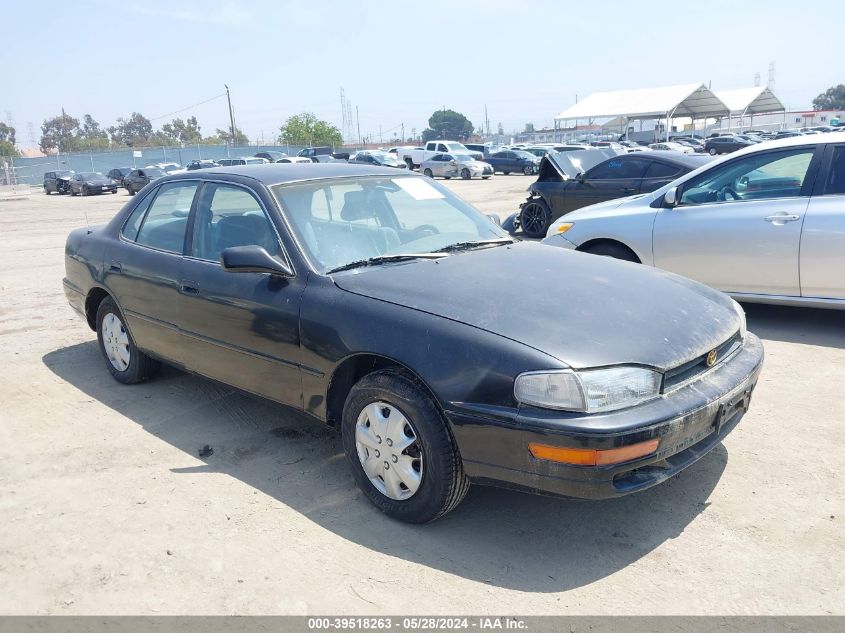 1992 Toyota Camry Le VIN: 4T1SK12E2NU109332 Lot: 39518263