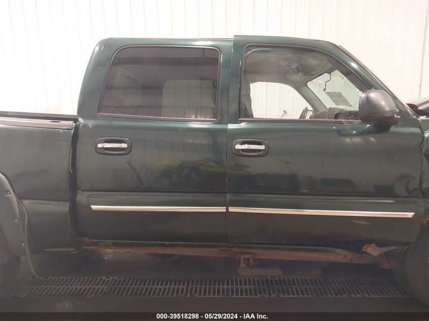2004 Chevrolet Silverado 1500 Ls VIN: 2GCEK13T941369722 Lot: 39518298