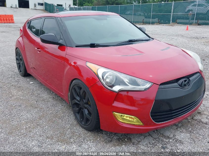 2013 Hyundai Veloster Base W/Gray VIN: KMHTC6AD0DU094612 Lot: 39518320