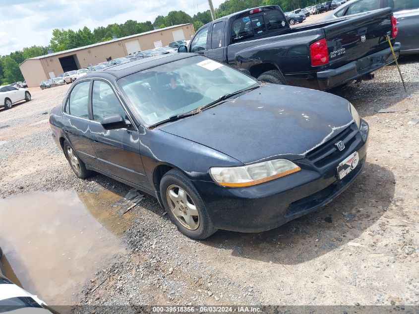 2000 Honda Accord 3.0 Ex VIN: 1HGCG1658YA015600 Lot: 39518356