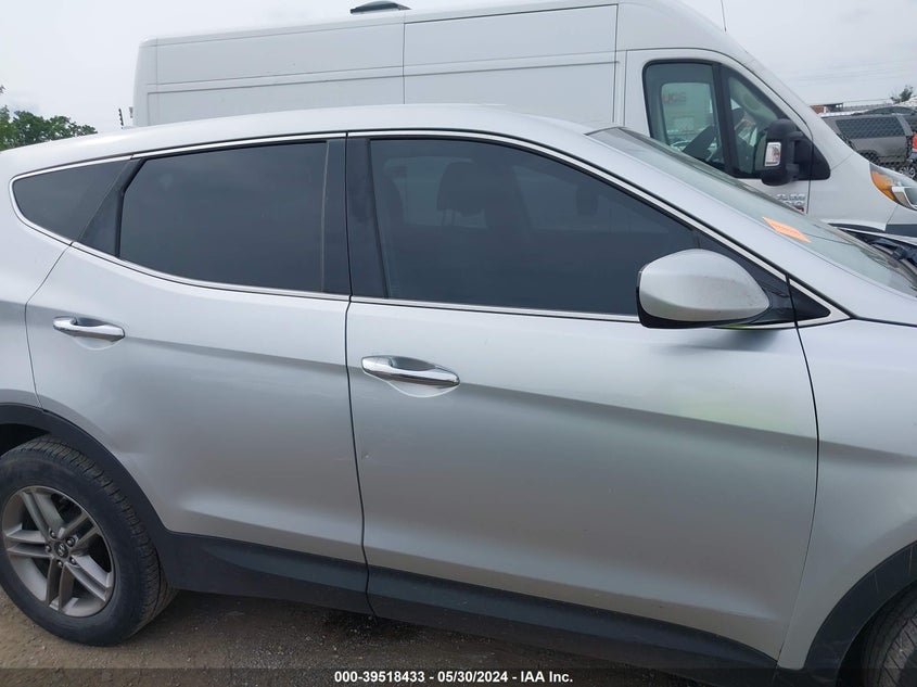 2017 Hyundai Santa Fe Sport 2.4L VIN: 5XYZT3LB2HG420992 Lot: 39518433