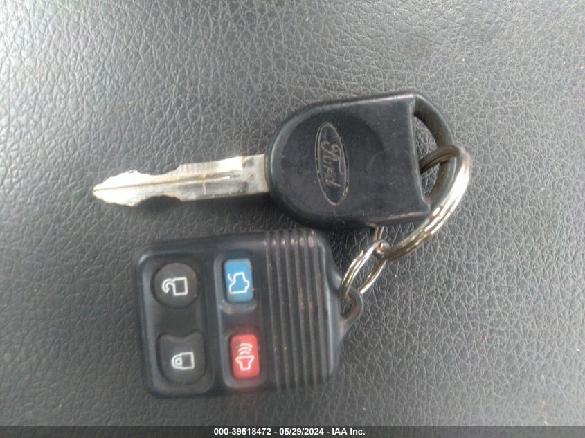 2007 Ford Mustang V6 Deluxe/V6 Premium VIN: 1ZVFT80N675350920 Lot: 39518472