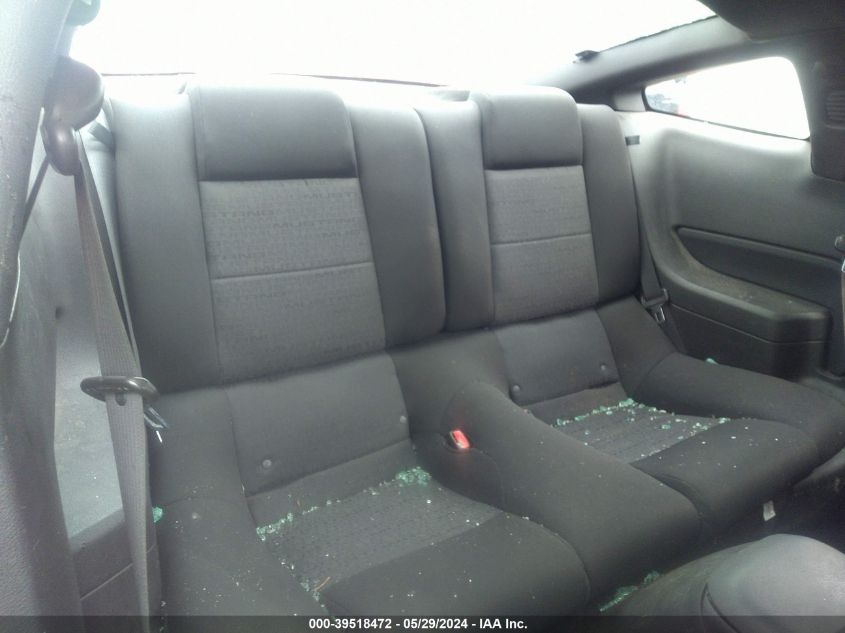 2007 Ford Mustang V6 Deluxe/V6 Premium VIN: 1ZVFT80N675350920 Lot: 39518472