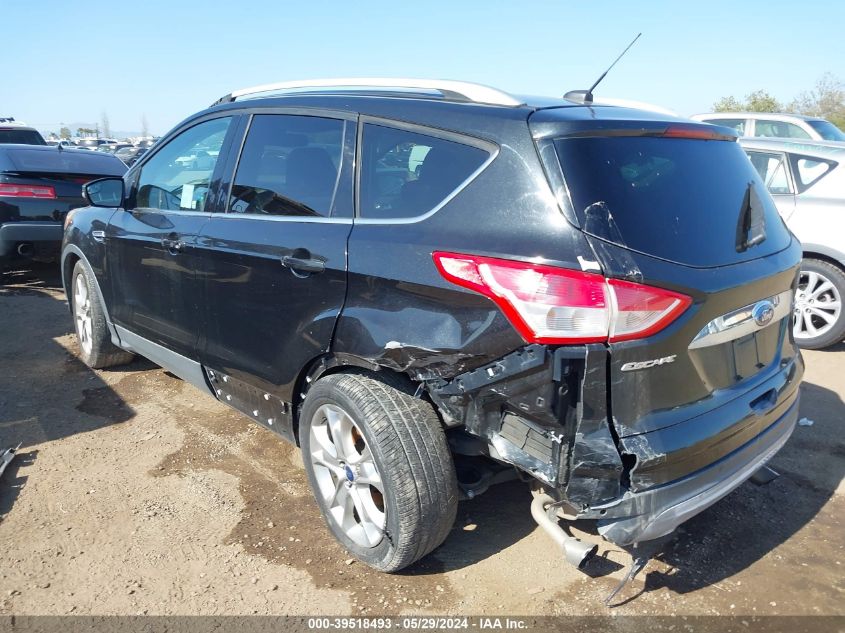 1FMCU0J9XFUA17805 2015 Ford Escape Titanium