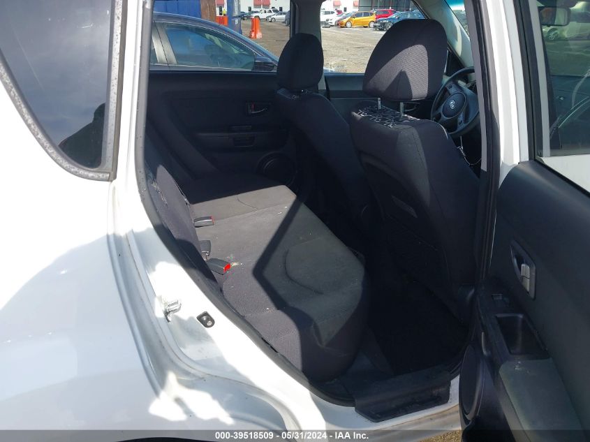 2010 Kia Soul + VIN: KNDJT2A2XA7701855 Lot: 39518509