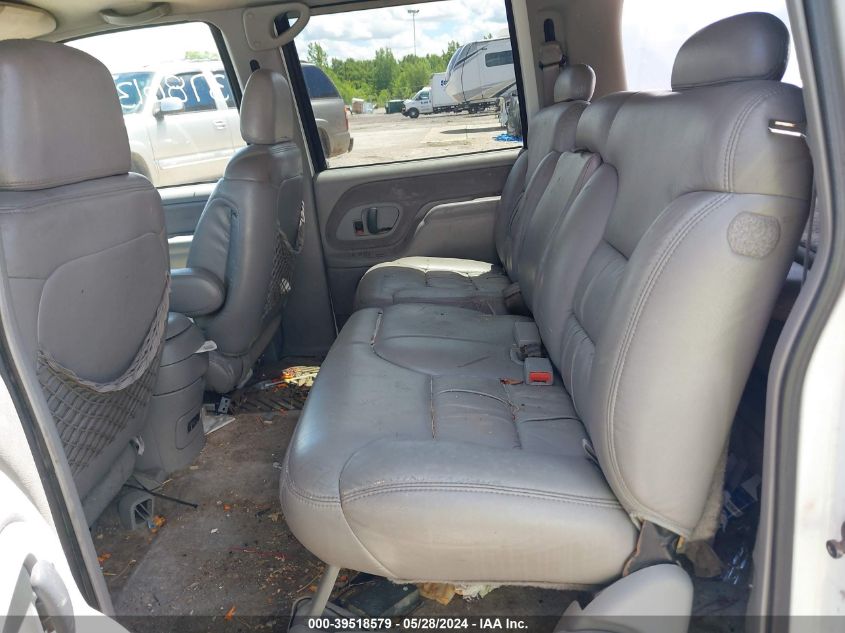 1999 GMC Suburban 1500 Sl VIN: 3GKFK16RXXG526596 Lot: 39518579