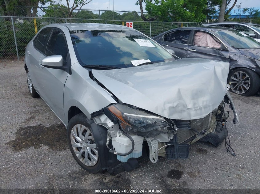 TOYOTA COROLLA LE 2019