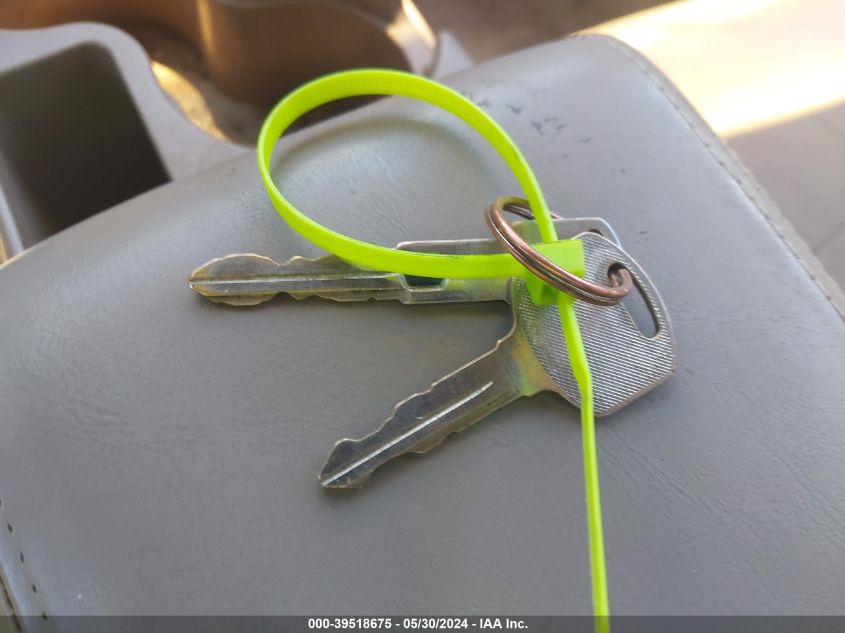 2002 Buick Century Limited VIN: 2G4WY55J321238669 Lot: 39518675