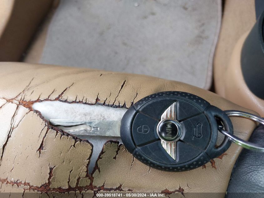 2005 Mini Cooper VIN: 0WMWRC33505TJ7140 Lot: 39518741