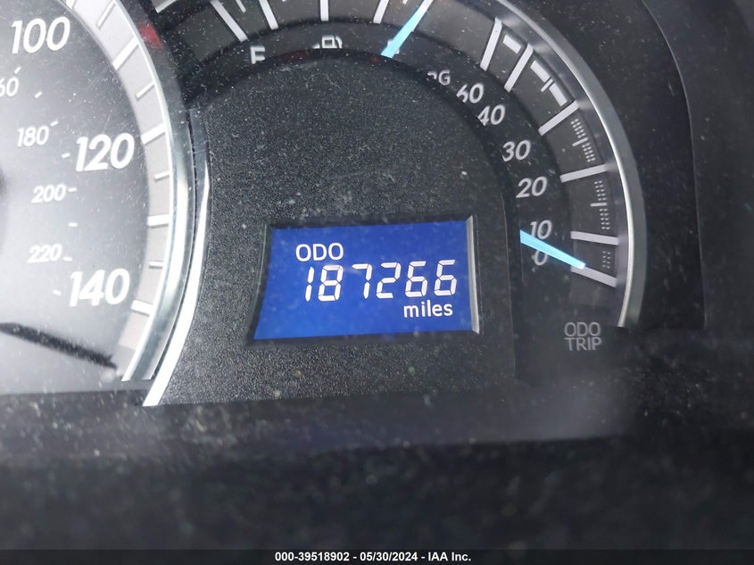 2013 Toyota Camry Se VIN: 4T1BF1FK2DU710601 Lot: 39518902