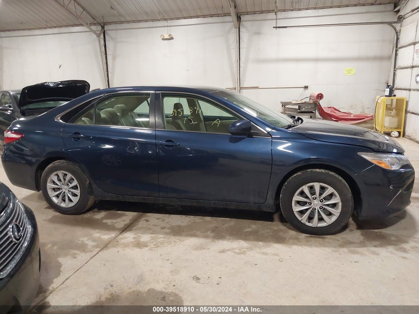 2015 Toyota Camry Le VIN: 4T4BF1FK6FR452527 Lot: 39518910