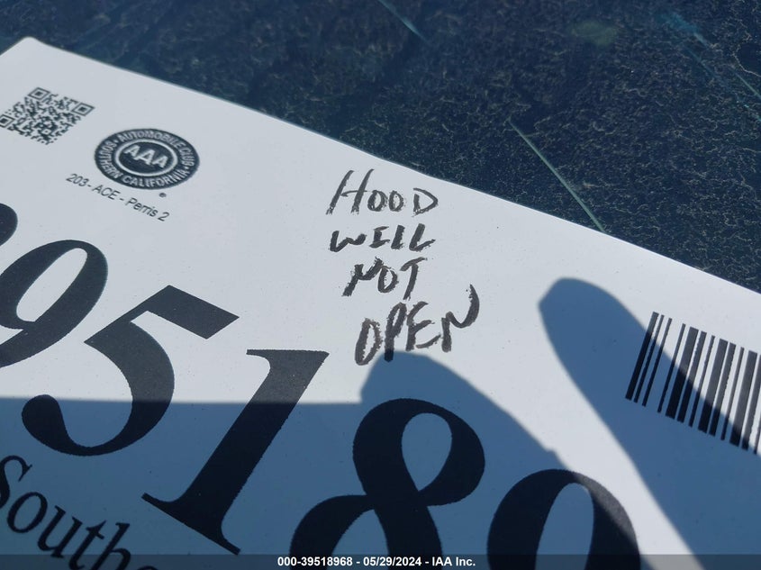 2016 Toyota Camry Le VIN: 4T1BF1FK8GU233001 Lot: 39518968