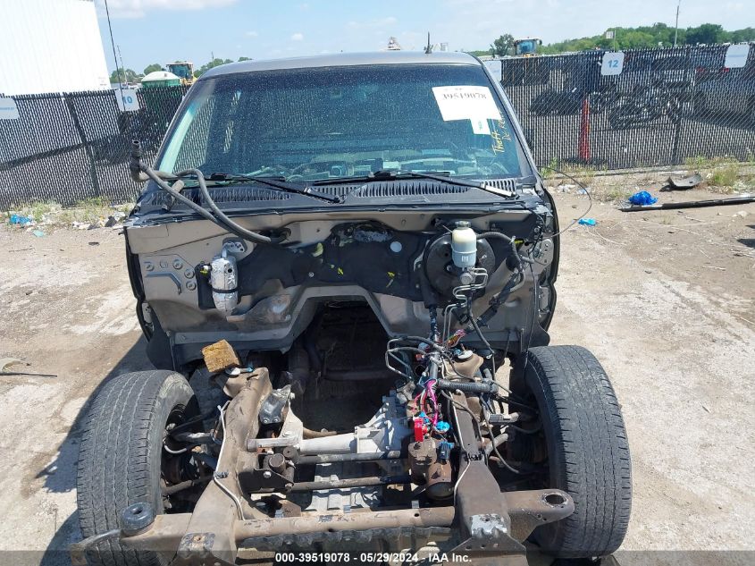 2001 GMC Sierra 1500 C3 VIN: 2GTEK69U611343698 Lot: 39519078