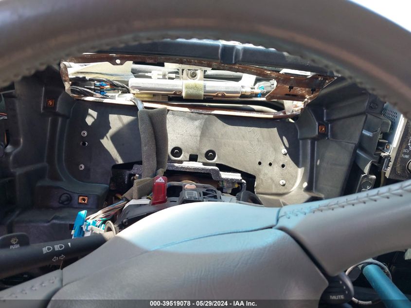 2001 GMC Sierra 1500 C3 VIN: 2GTEK69U611343698 Lot: 39519078