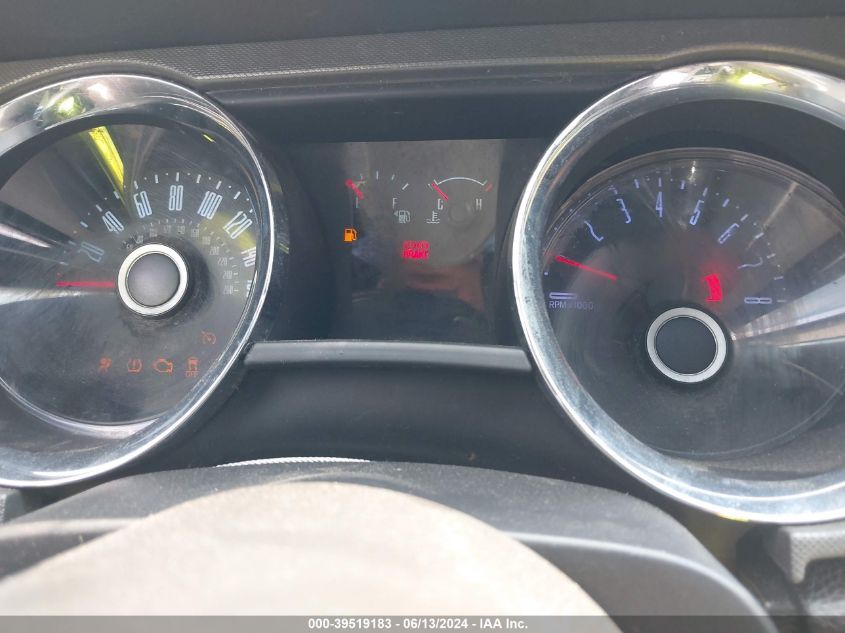 2014 Ford Mustang V6 VIN: 1ZVBP8AM7E5271648 Lot: 39519183