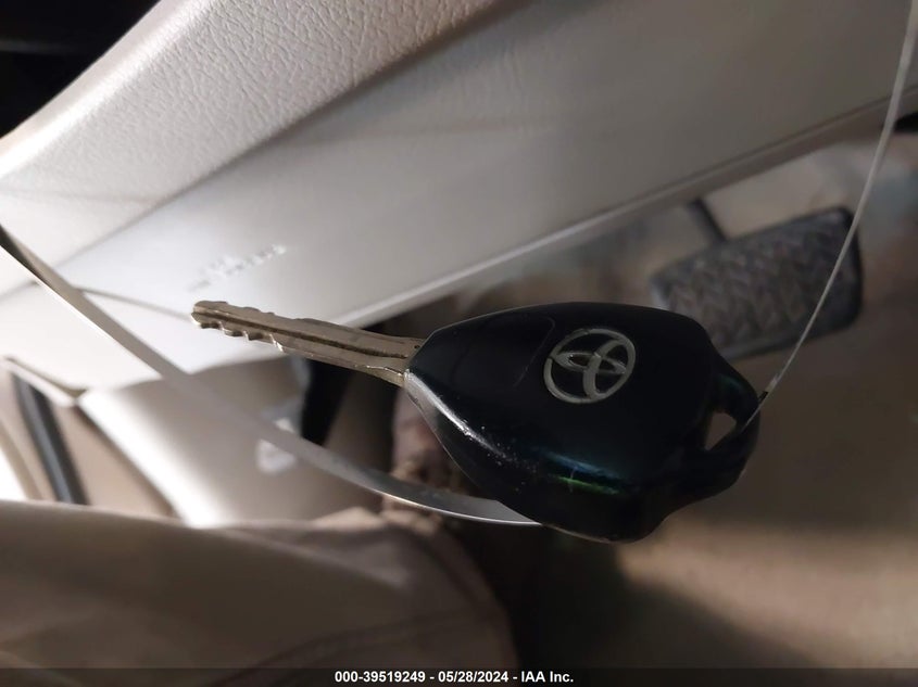 2009 Toyota Camry Le VIN: 4T1BE46K19U318690 Lot: 39519249