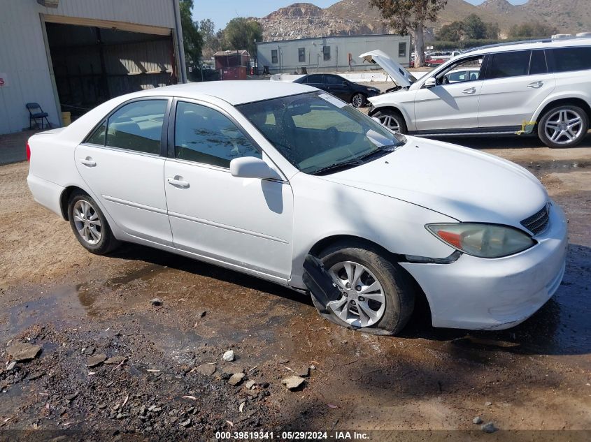 2004 Toyota Camry Le V6 VIN: 4T1BF32K04U067358 Lot: 39519341