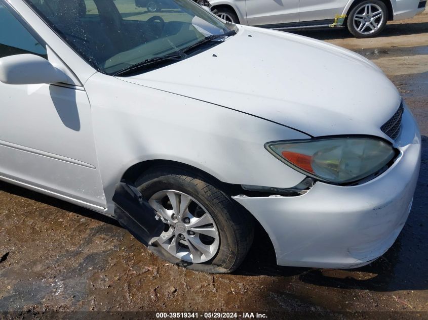 2004 Toyota Camry Le V6 VIN: 4T1BF32K04U067358 Lot: 39519341