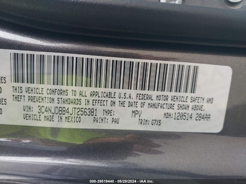 2018 Jeep Compass Latitude 4X4 VIN: 3C4NJDBB4JT256381 Lot: 39519440